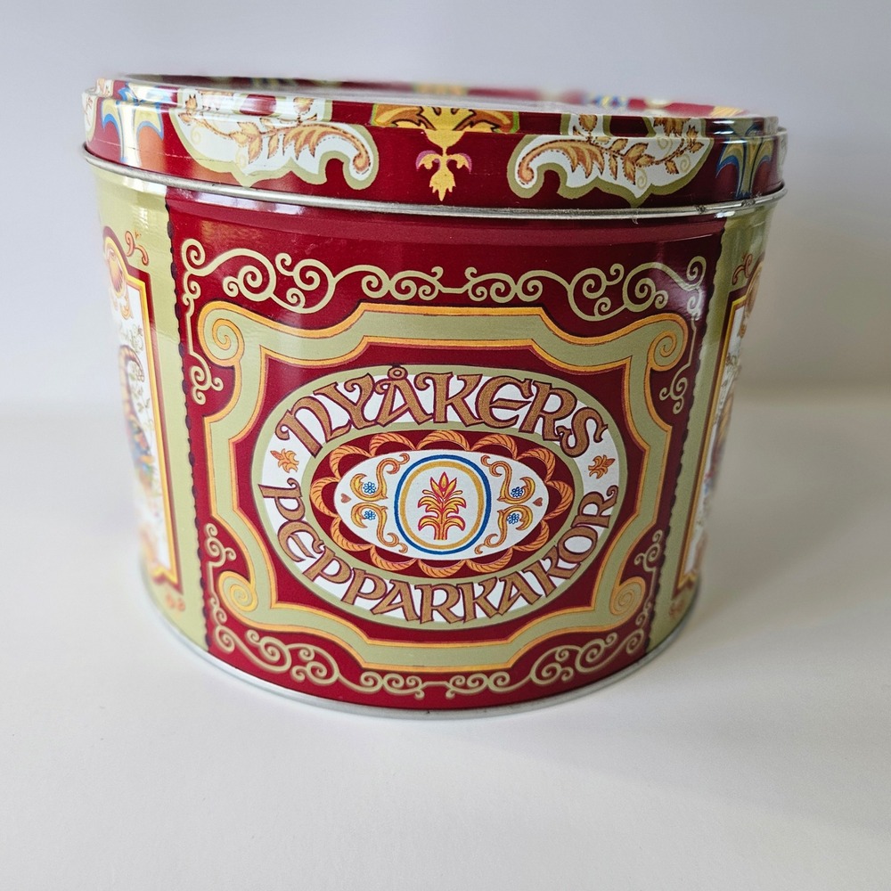 Nayakers Pepparkakor Swedish Metal Cookie‎ Tin EMPTY Decorative 7x5.5in